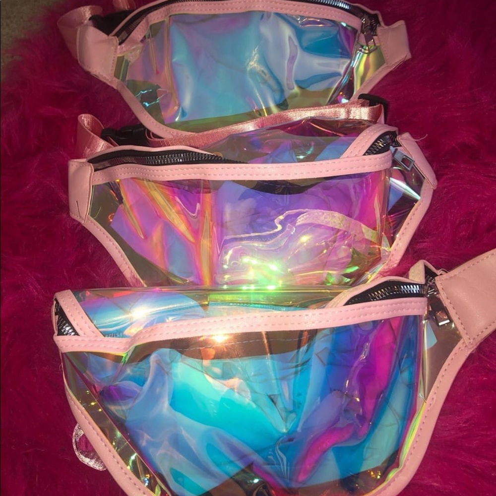 Fanny packs